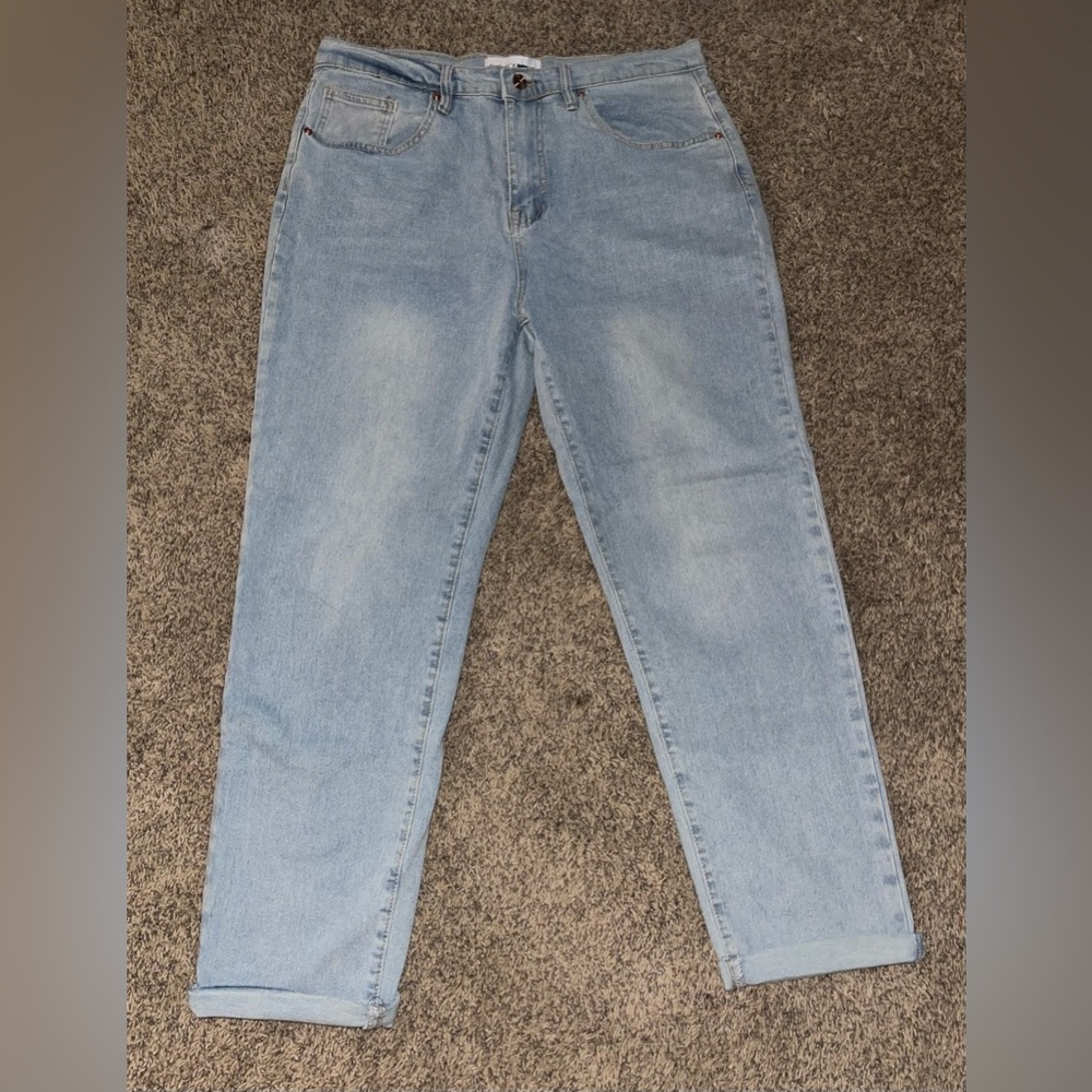 Light Wash Fashion Nova Stretchy Skinny Jeans